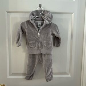 Carter’s Terry Cloth Bear Hoodie and Pants Set 6 Months
